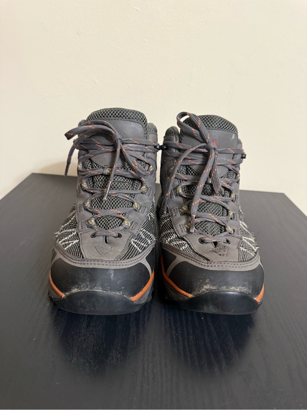 Vasque Monolith Boots Mens 10.5M Gray Orange Hiking UltraDry Waterproof 7344 - Picture 2 of 7